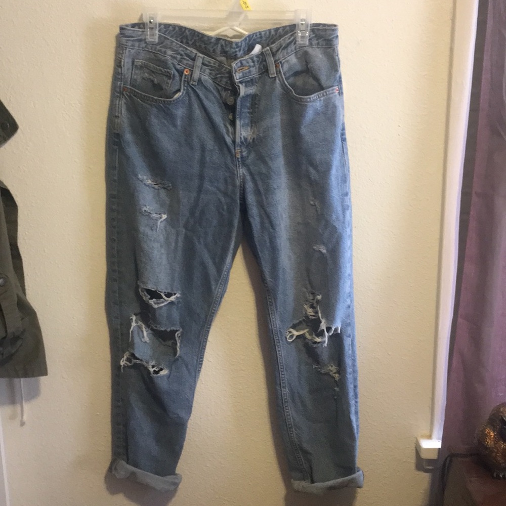 Never worn H&M boyfriend jeans